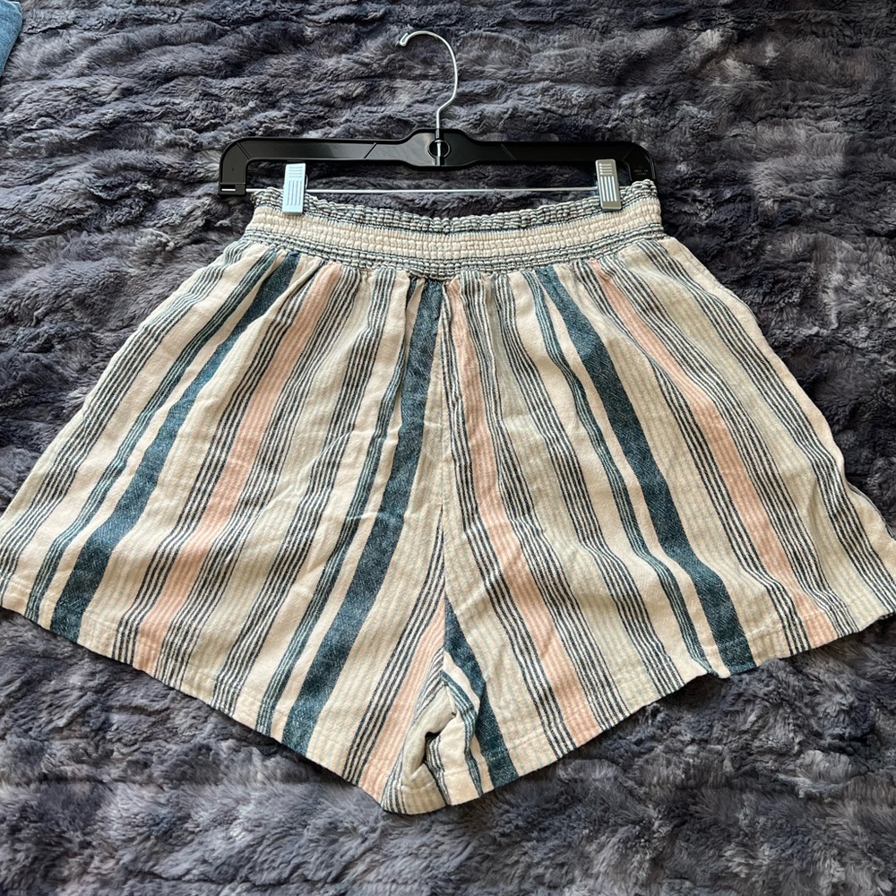 Universal Thread Flowy Shorts- Women’s Medium